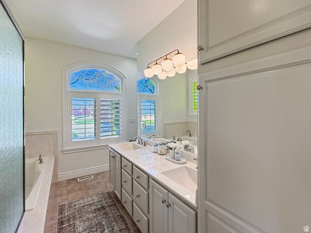 554 E 3575 N, North Ogden, UT 84414