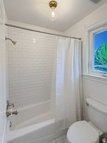 554 E 3575 N, North Ogden, UT 84414