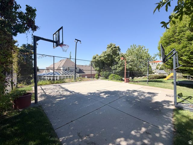 554 E 3575 N, North Ogden, UT 84414