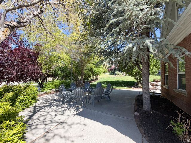 554 E 3575 N, North Ogden, UT 84414
