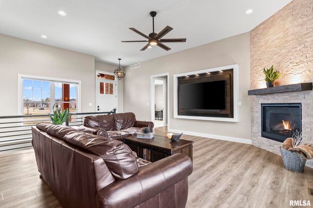 4621 Innis Brook Drive, Springfield, IL 62711