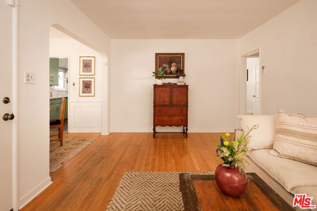 3822 York Boulevard, Los Angeles, CA 90065