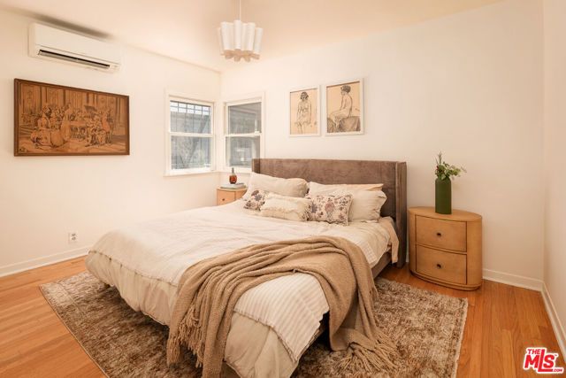 3822 York Boulevard, Los Angeles, CA 90065