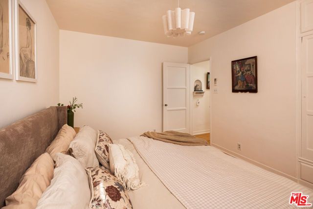 3822 York Boulevard, Los Angeles, CA 90065