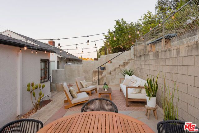3822 York Boulevard, Los Angeles, CA 90065