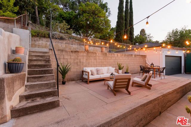 3822 York Boulevard, Los Angeles, CA 90065