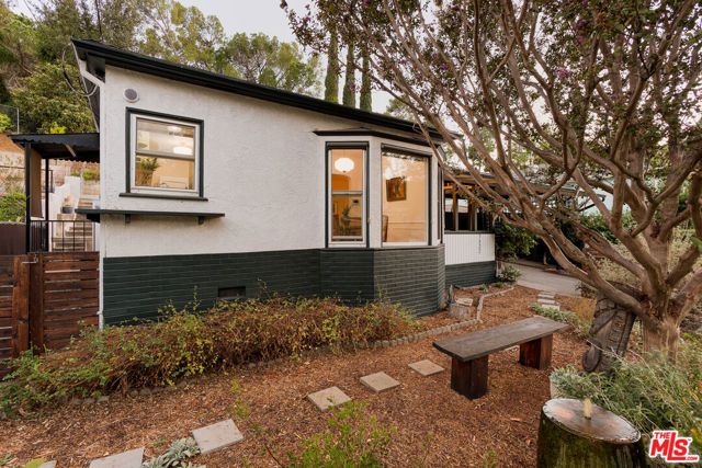 3822 York Boulevard, Los Angeles, CA 90065