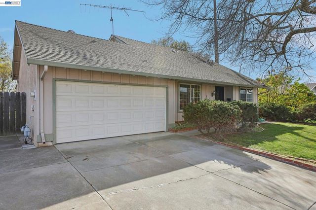 731 731 Del Norte Dr, Livermore, CA 94551