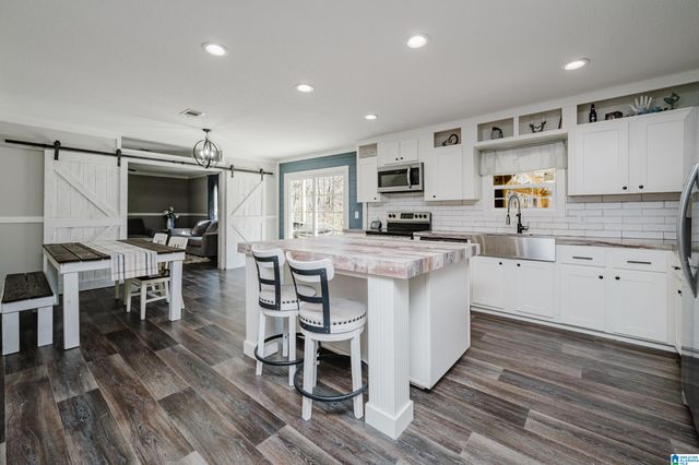 2072 ROCK SCHOOL ROAD, Chelsea, AL 35043