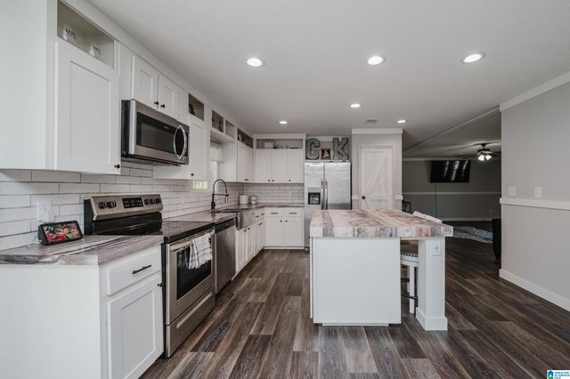 2072 ROCK SCHOOL ROAD, Chelsea, AL 35043