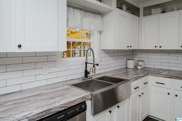 2072 ROCK SCHOOL ROAD, Chelsea, AL 35043