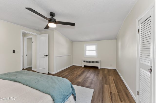 35 Knob Hill Road, Colonie, NY 12211