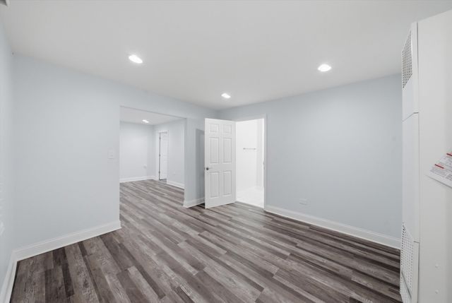 2433 W 46th Place, Chicago, IL 60632