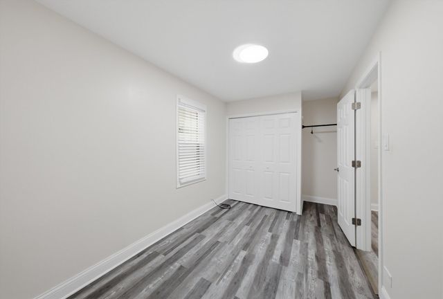 2433 W 46th Place, Chicago, IL 60632