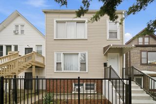2433 W 46th Place, Chicago, IL 60632