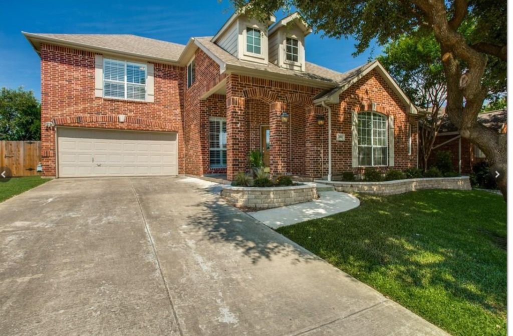 5913 Independence Court, Rowlett, TX 75089
