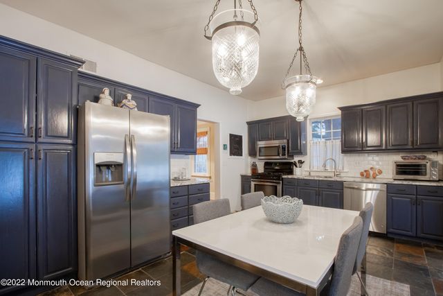 40 Rumson Road, Little Silver, NJ 07739