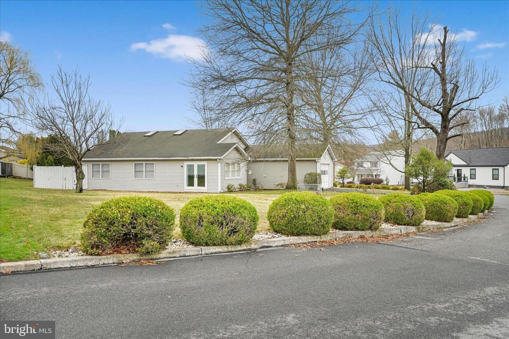 616 LEE ST, Orwigsburg, PA 17961