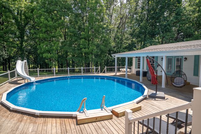 586 Highway 64, W, Lawrenceburg, TN 38464