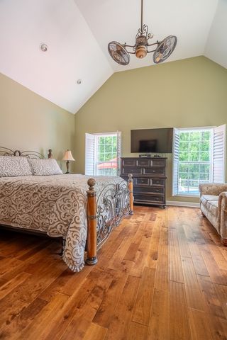 586 Highway 64, W, Lawrenceburg, TN 38464