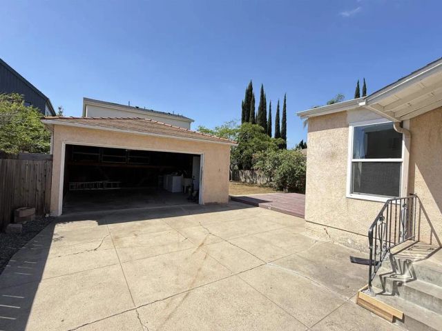 6241 Stewart Street, San Diego, CA 92115