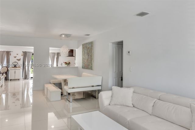 6353 SW 29th St 0, Miami, FL 33155