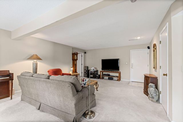 2710 ROLLINS RD A-1, Columbia, MO 65203