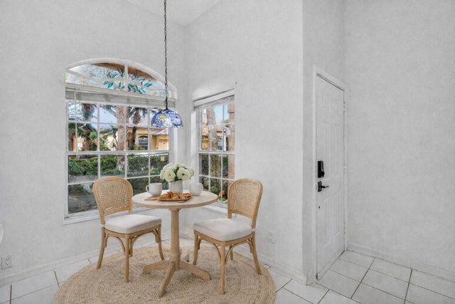 1007 Via Jardin, Palm Beach Gardens, FL 33418
