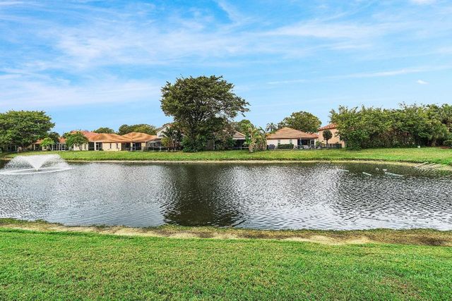 1007 Via Jardin, Palm Beach Gardens, FL 33418