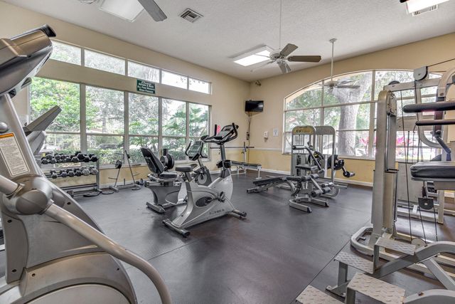 1007 Via Jardin, Palm Beach Gardens, FL 33418