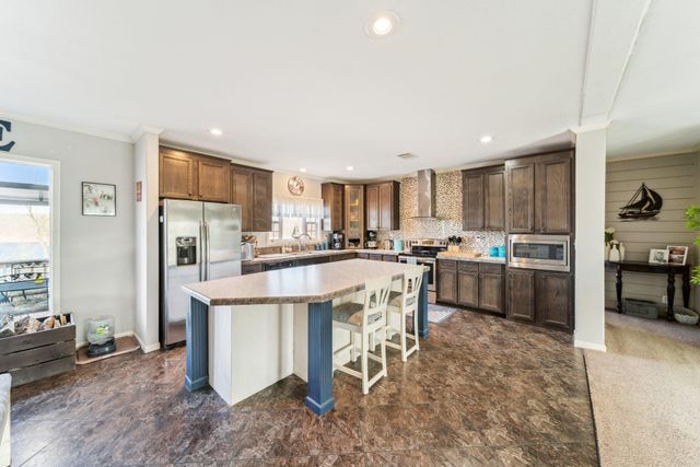 5523 County Road 366, Eucha, OK 74342