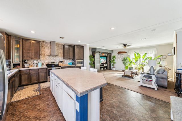 5523 County Road 366, Eucha, OK 74342