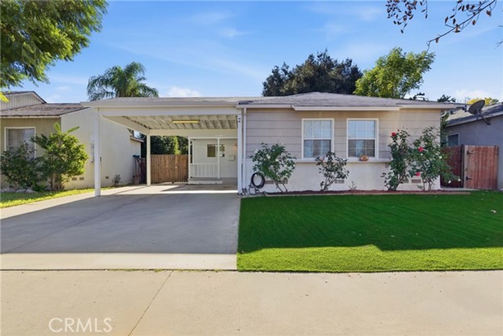 17546 Kittridge, Los Angeles, CA 91406