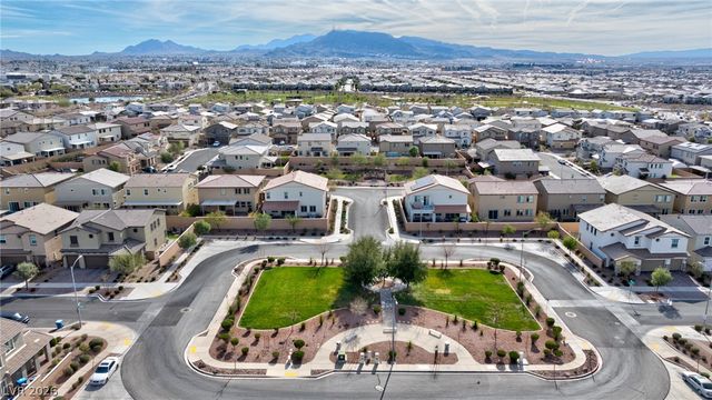 585 Our Heritage Street, Henderson, NV 89011