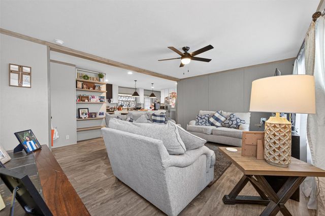 1375 Road 5735, Cleveland, TX 77327