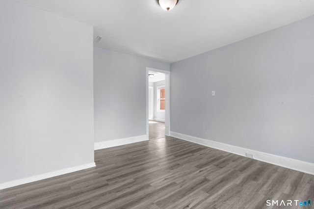 165 Starr Street 2nd Floor, New Haven, CT 06511