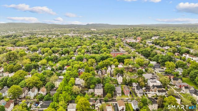 165 Starr Street 2nd Floor, New Haven, CT 06511