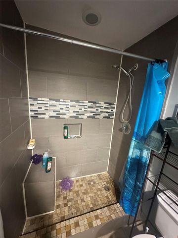 11000 Kinghurst Drive 168, Houston, TX 77099