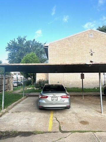 11000 Kinghurst Drive 168, Houston, TX 77099