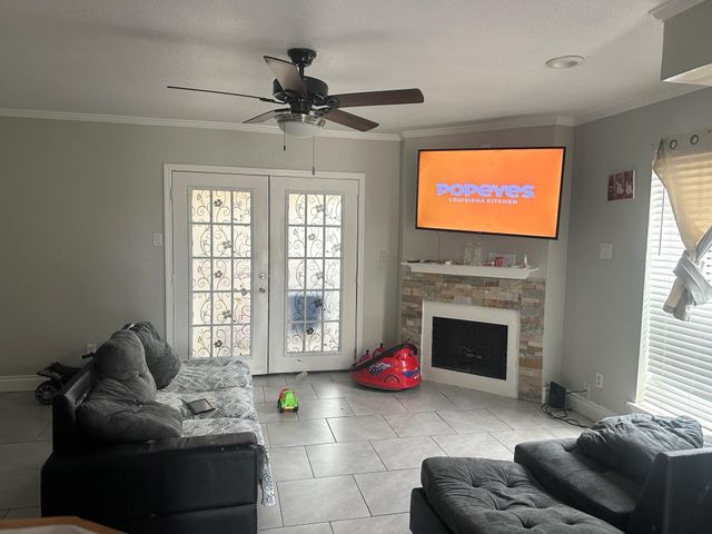 11000 Kinghurst Drive 168, Houston, TX 77099