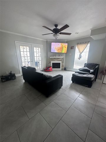 11000 Kinghurst Drive 168, Houston, TX 77099