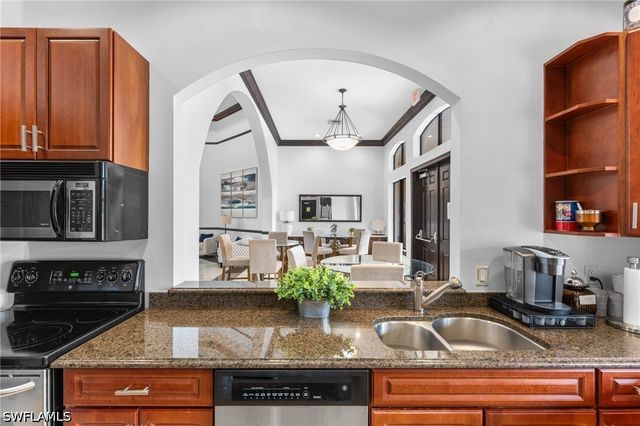 12970 Positano CIR 101, Naples, FL 34105
