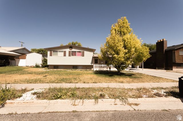 960 N 100 W, Tremonton, UT 84337