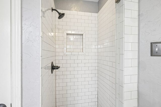 828 Lakeview Court, Coppell, TX 75019