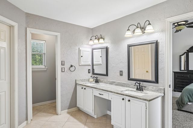 828 Lakeview Court, Coppell, TX 75019