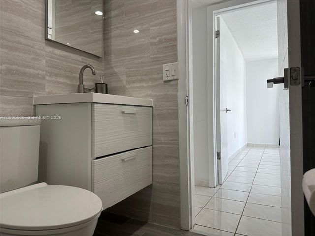 1130 11th Street 3E, Miami Beach, FL 33139