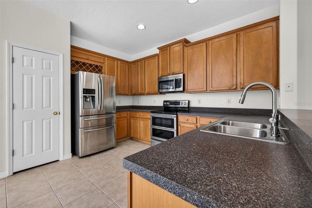 6585 MARLBERRY WAY, Largo, FL 33773