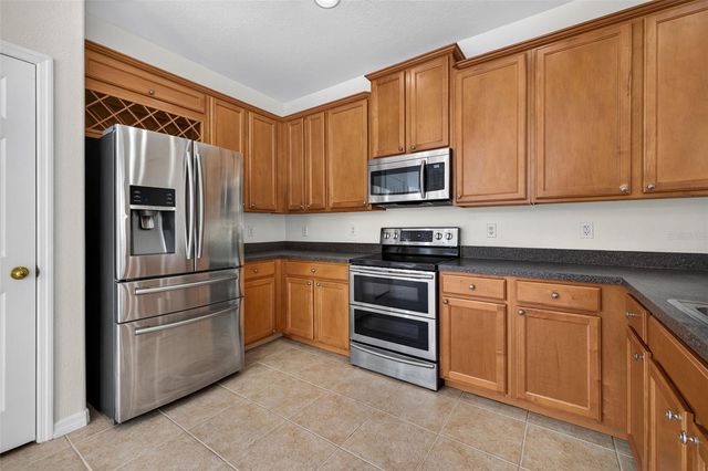 6585 MARLBERRY WAY, Largo, FL 33773