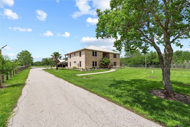 523 Moore Bar Road, Rosenberg, TX 77471