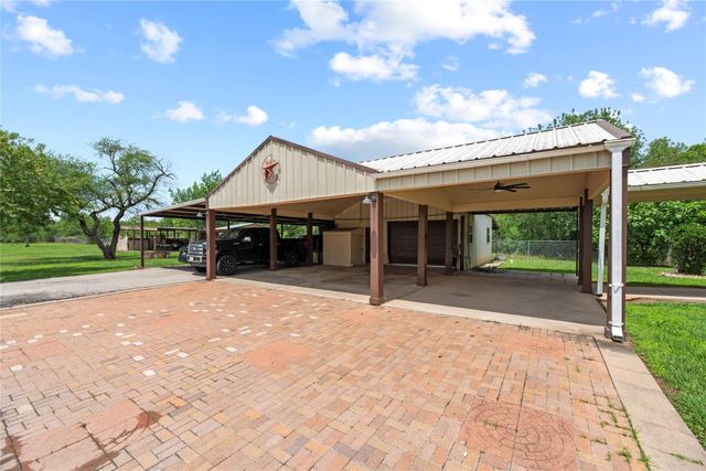 523 Moore Bar Road, Rosenberg, TX 77471